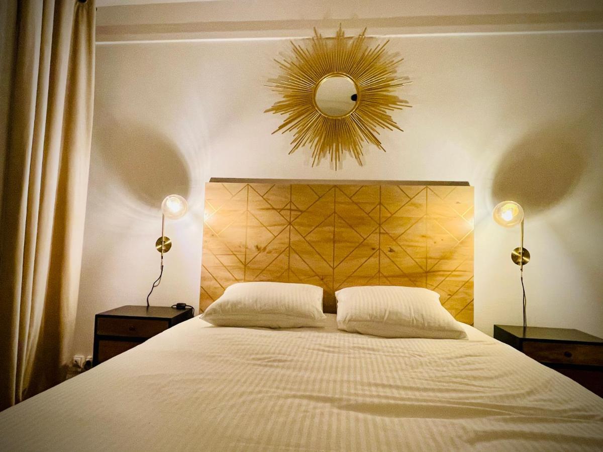 Suites Mana - Le Manaloft, Chic Et Moderne Avec Salle Privee De Fitness En Plein Centre-Ville De Rethel Ngoại thất bức ảnh